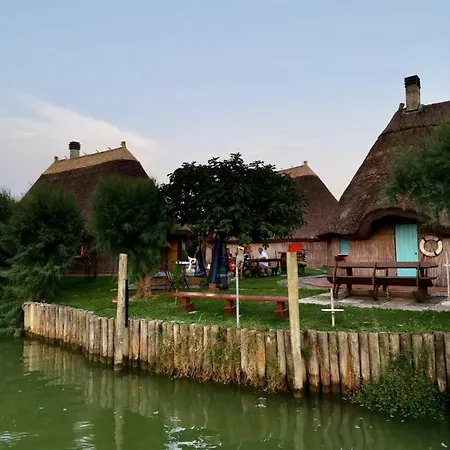 Villaggio Michelangelo * Μπιμπιόνε