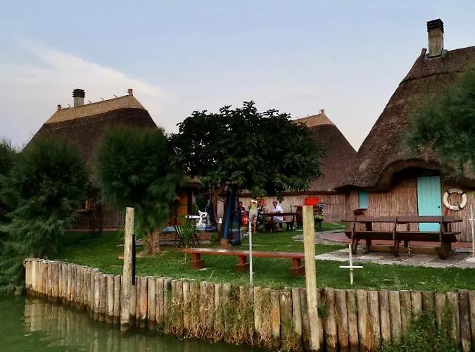 Villaggio Michelangelo * Μπιμπιόνε